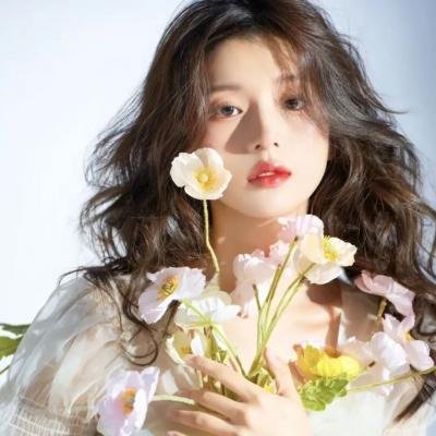 朴花英
